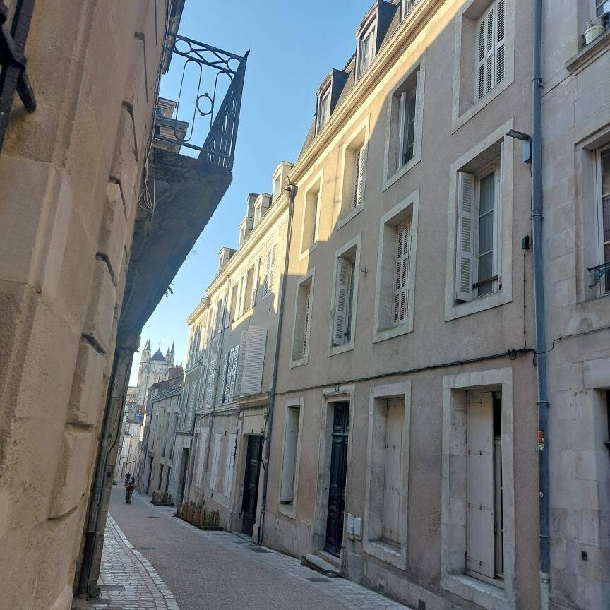 Appartement 4 pièces 110 m² · à Poitiers · 110 m² · 950 €/mois