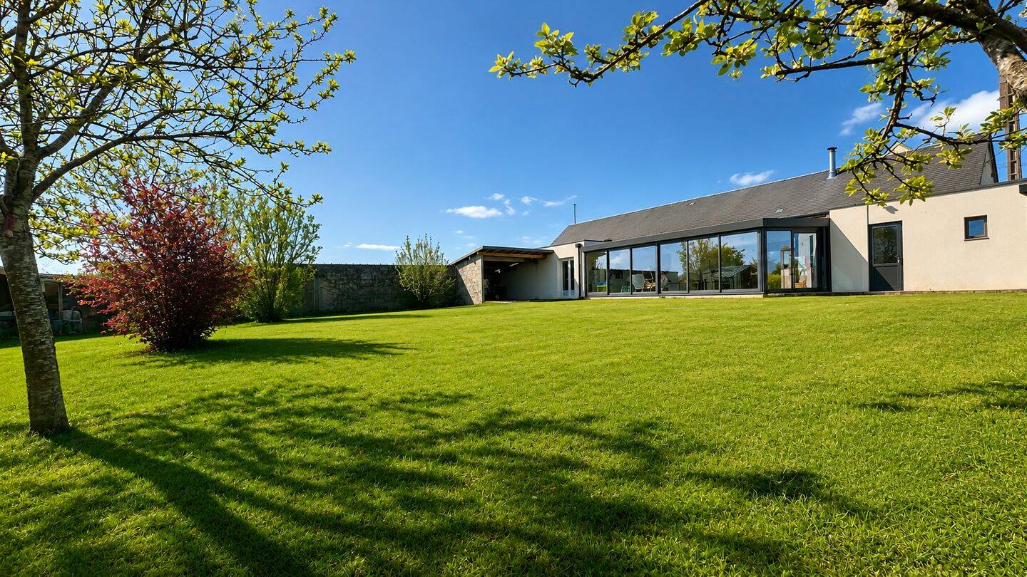 Maison 5 pièces 134 m² · à Le Favril · 134 m² · 190 800 €