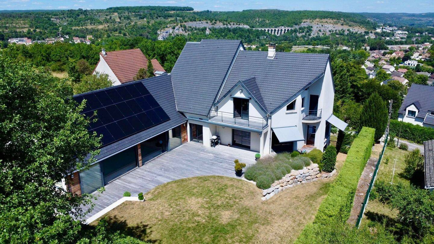 Maison 7 pièces 407 m² · à Velars-sur-Ouche · 407 m² · 1 150 000 €