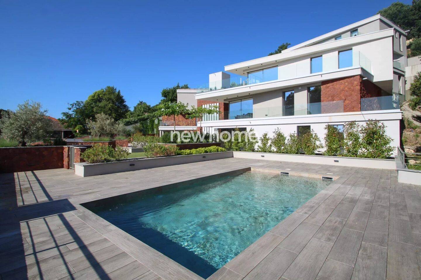 Appartement 4 pièces 141 m² · à Les Adrets-de-l'Estérel · 140,8 m² · 925 000 €
