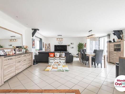 Maison à vendre 392 000 € 5 pièces 3 chambres 158 m² 600 m² de terrain Courmas 51390