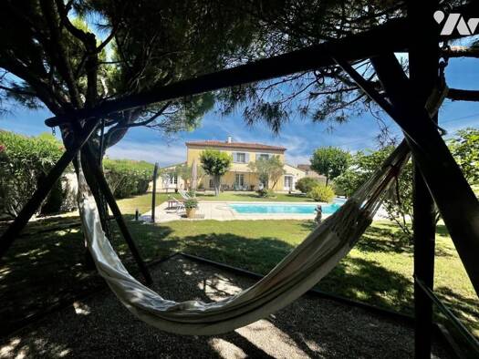 Maison à vendre 499 000 € 7 pièces 4 chambres 191 m² 1 799 m² de terrain Saint-Laurent-des-Arbres 30126