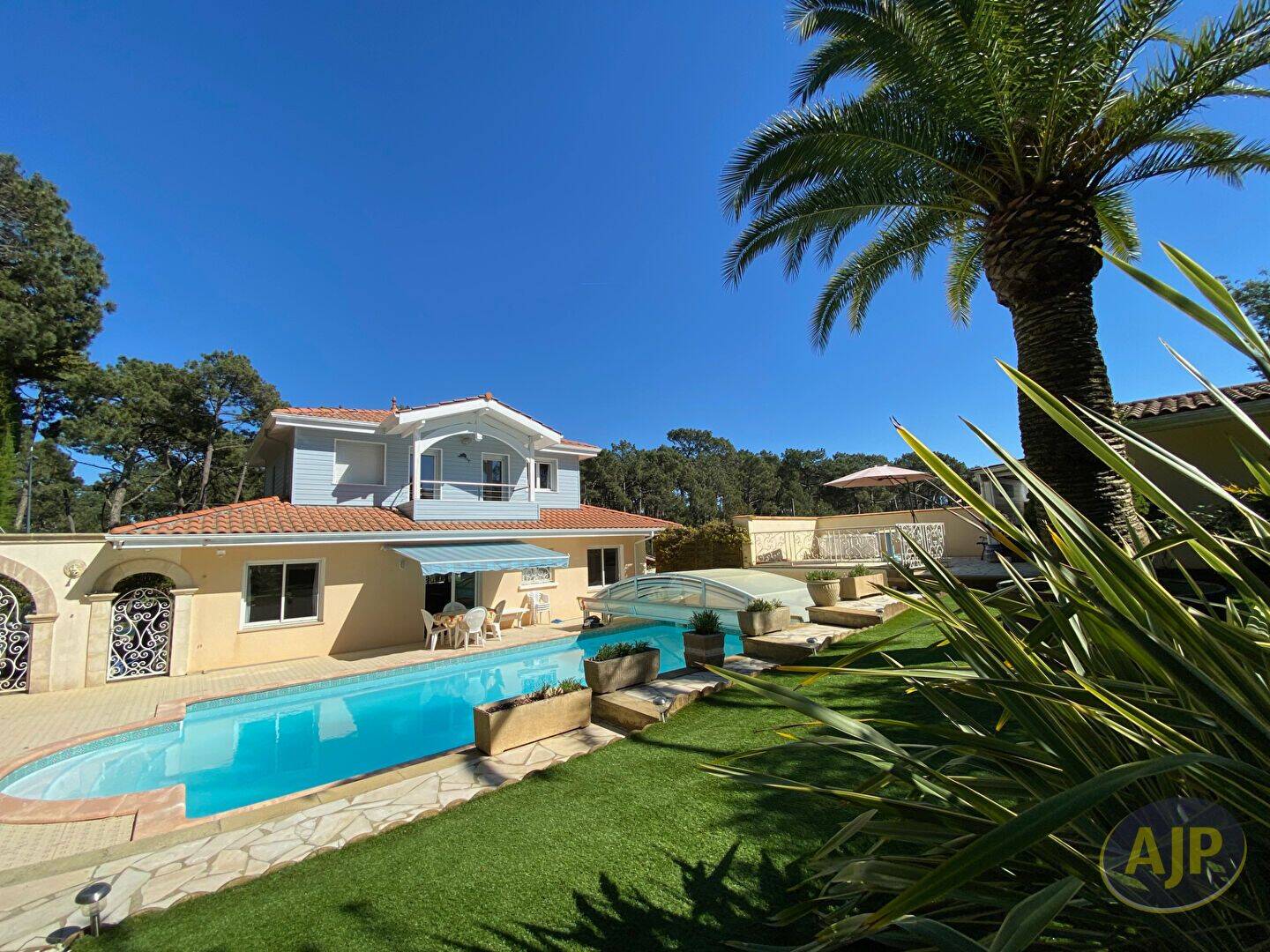 Maison 7 pièces 140 m² · à Lège-Cap-Ferret · 140 m² · 1 295 000 €