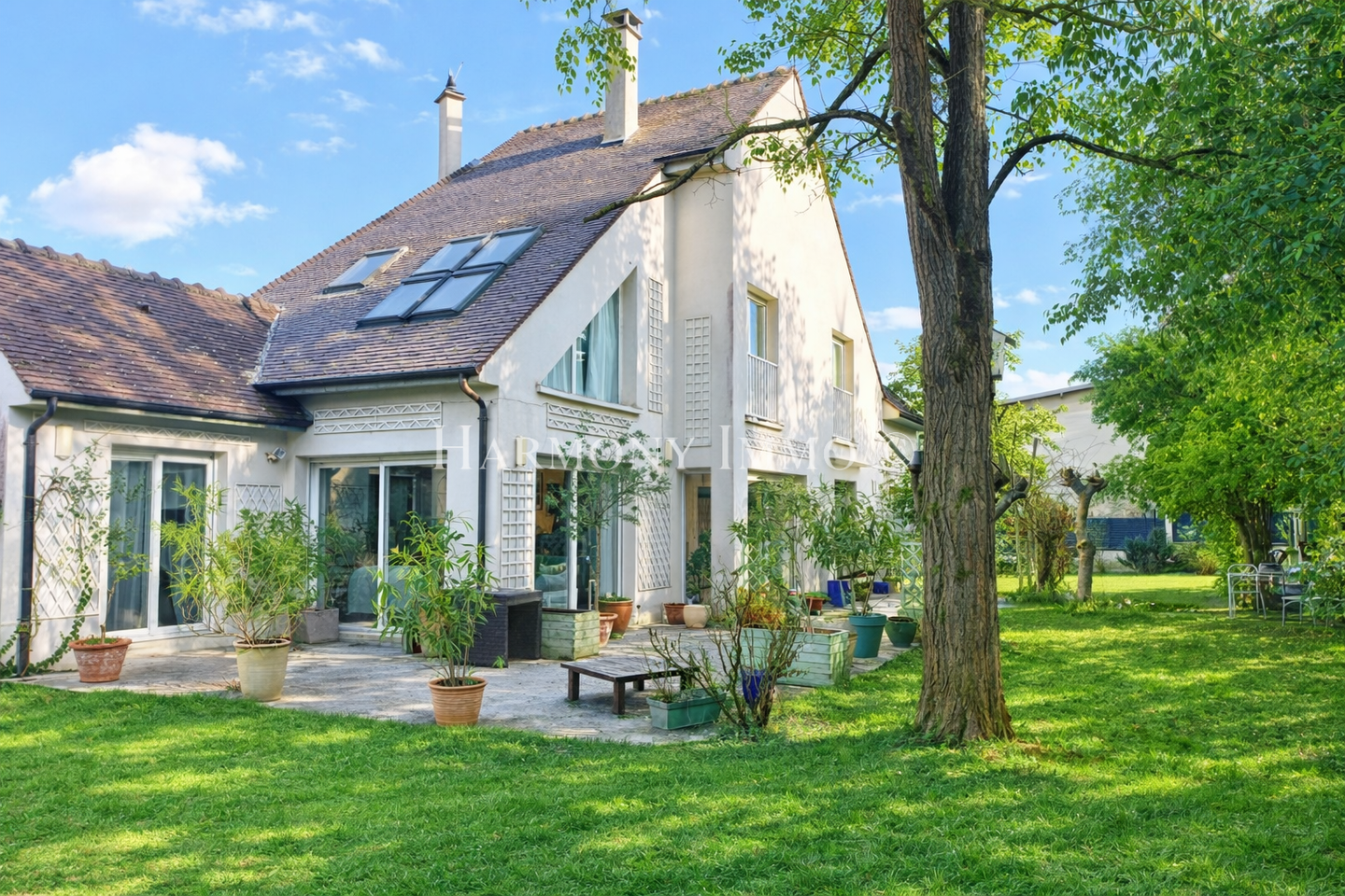 Maison 8 pièces 174 m² · à Bièvres · 174 m² · 870 000 €