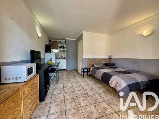 Appartement à vendre 159 000 € 1 pièce 22 m² RDC/1 Ouest Saint-Genis-Pouilly 01630