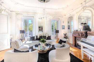 Hôtel particulier à vendre 2 650 000 € 20 pièces 9 chambres 677 m² Dijon 21000