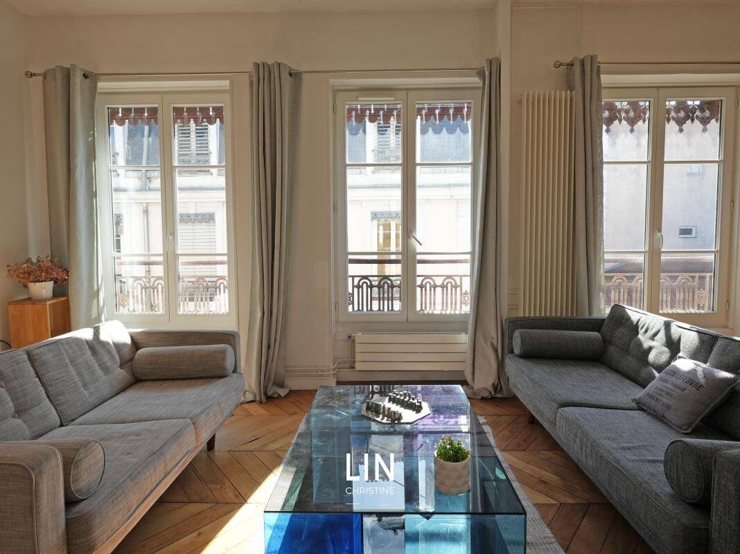 Appartement 4 pièces 135 m² · à Lyon 1er Arrondissement · 135,3 m² · 595 000 €