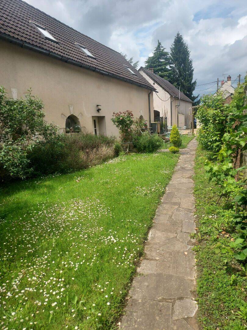 Maison 5 pièces 142 m² · à Saint-Denis-en-Val · 142 m² · 354 000 €