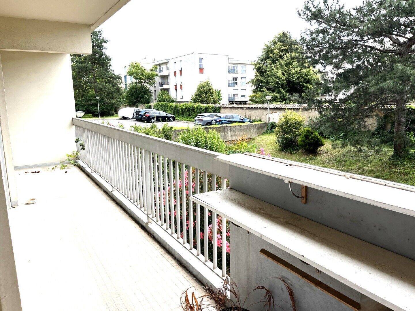Appartement 4 pièces 91 m² · à Lyon 8ème Arrondissement · 91 m² · 1 340 €/mois