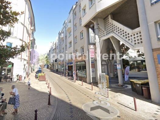 Pret-à-Porter avec bail commercial 1 475 € 25 m² de surface de vente Nogent Village-Coulmiers Nogent-sur-Marne 94130