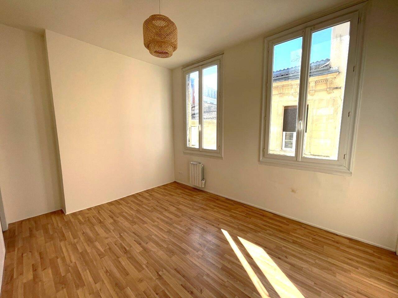Appartement 2 pièces 30 m² · à Bordeaux · 30 m² · 900 €/mois