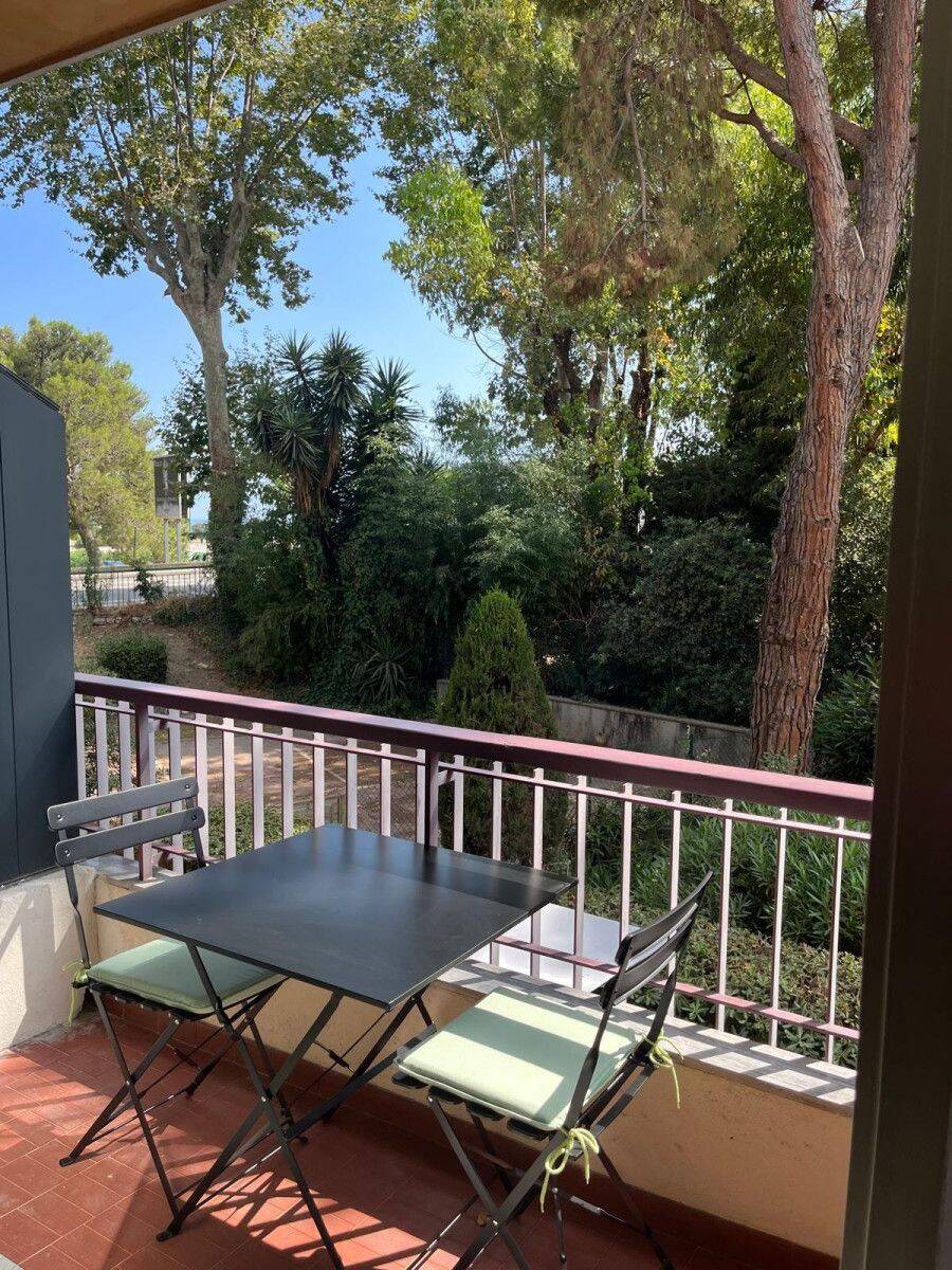 Appartement 1 pièce 20 m² · à Cagnes-sur-Mer · 20 m² · 850 €