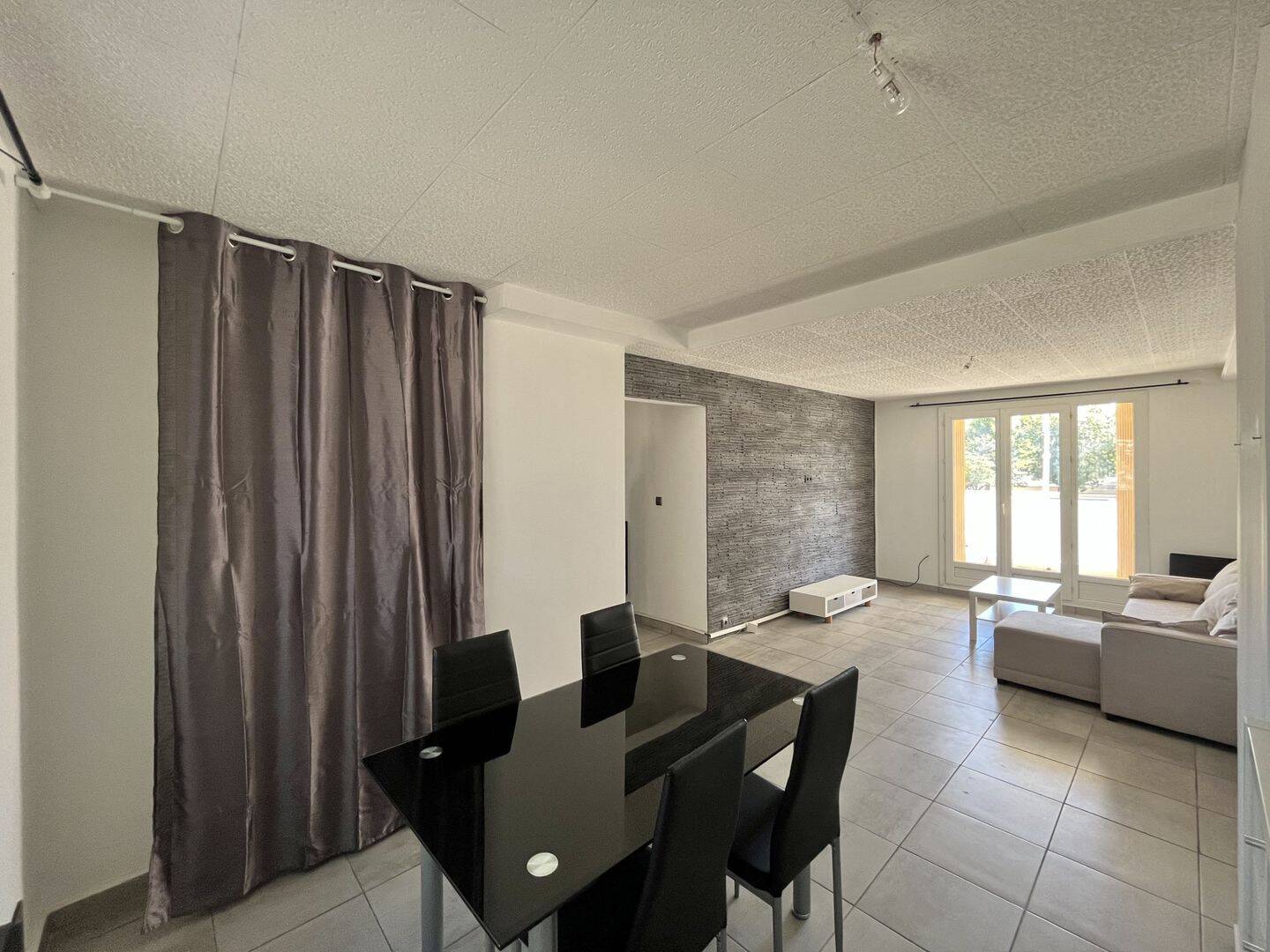 Appartement 2 pièces 55 m² · à Marseille 10ème Arrondissement · 54,5 m² · 880 €