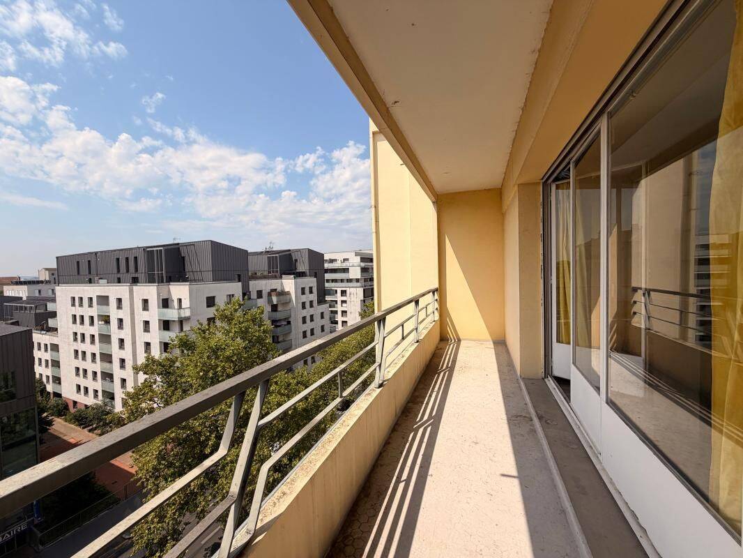 Appartement 1 pièce 29 m² · à Lyon 8ème Arrondissement · 29 m² · 145 000 €