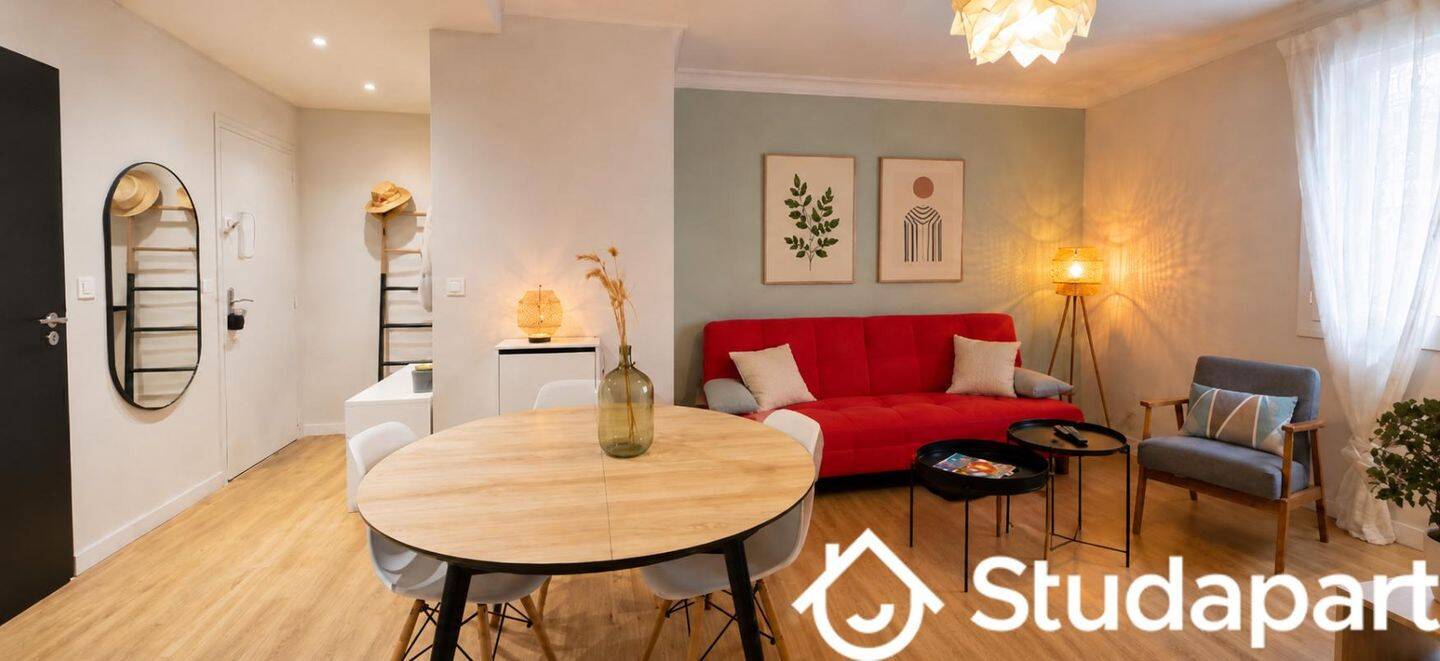 1 pièce 12 m² · à Toulon · 12 m² · 650 €/mois