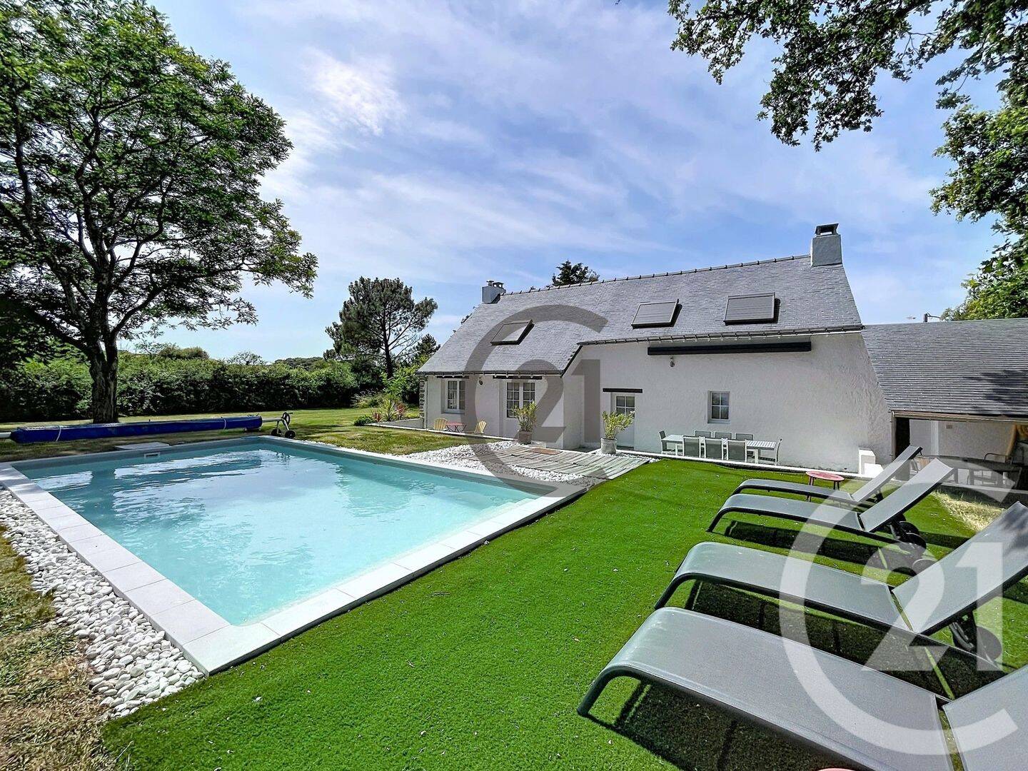Maison 7 pièces 170 m² · à Saint-Molf · 169,7 m² · 479 000 €