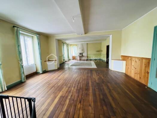 Maison de ville à vendre 162 000 € 5 pièces 3 chambres 130 m² 500 m² de terrain Château-Landon 77570