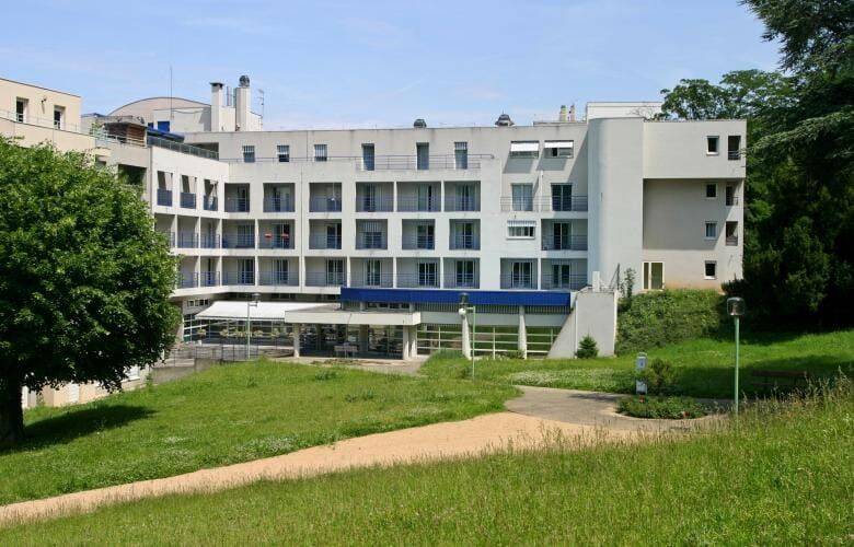 Appartement 2 pièces 45 m² · à Royat · 44,6 m² · 90 000 €