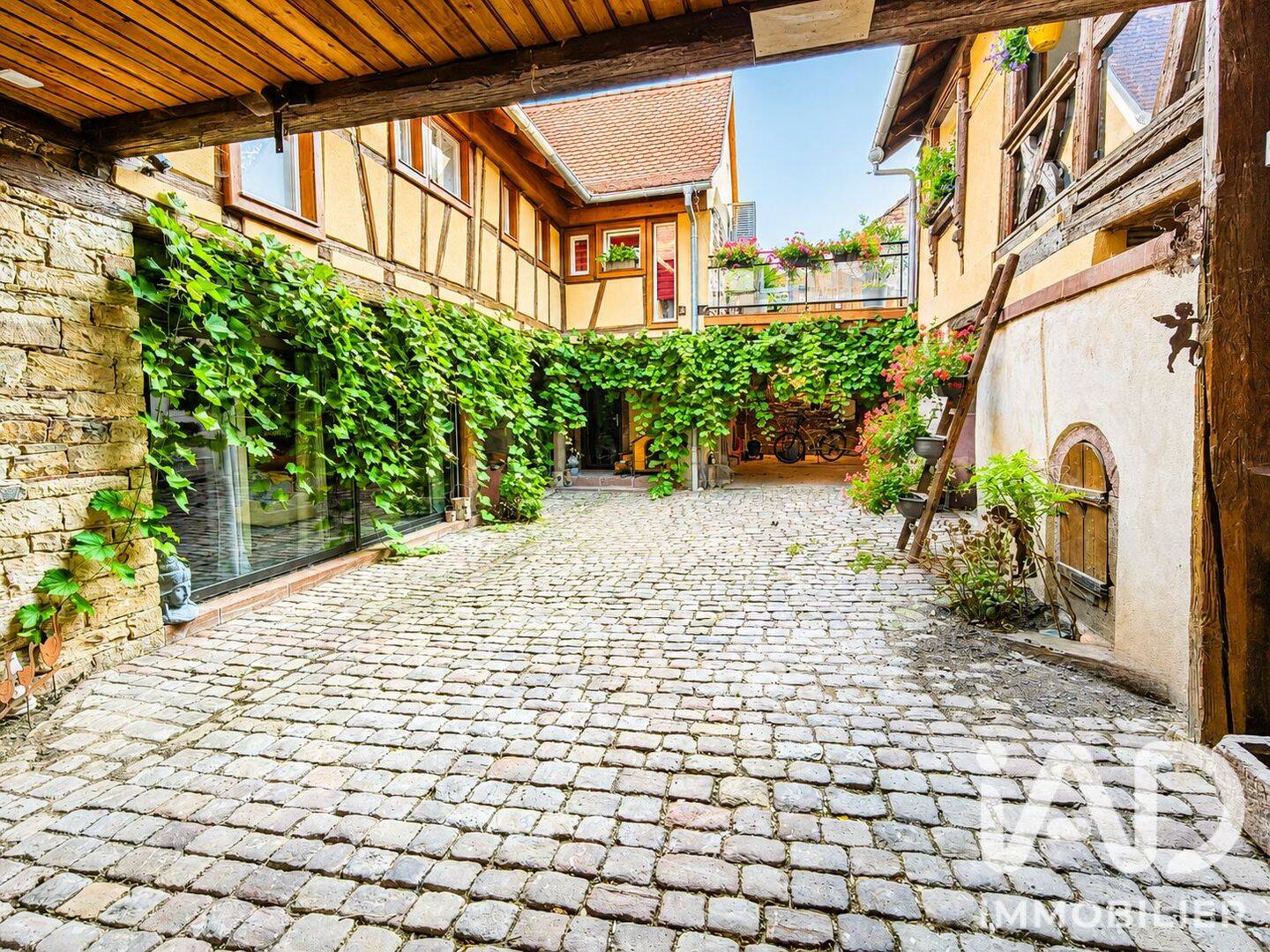 Maison 8 pièces 334 m² · à Marlenheim · 334 m² · 650 000 €