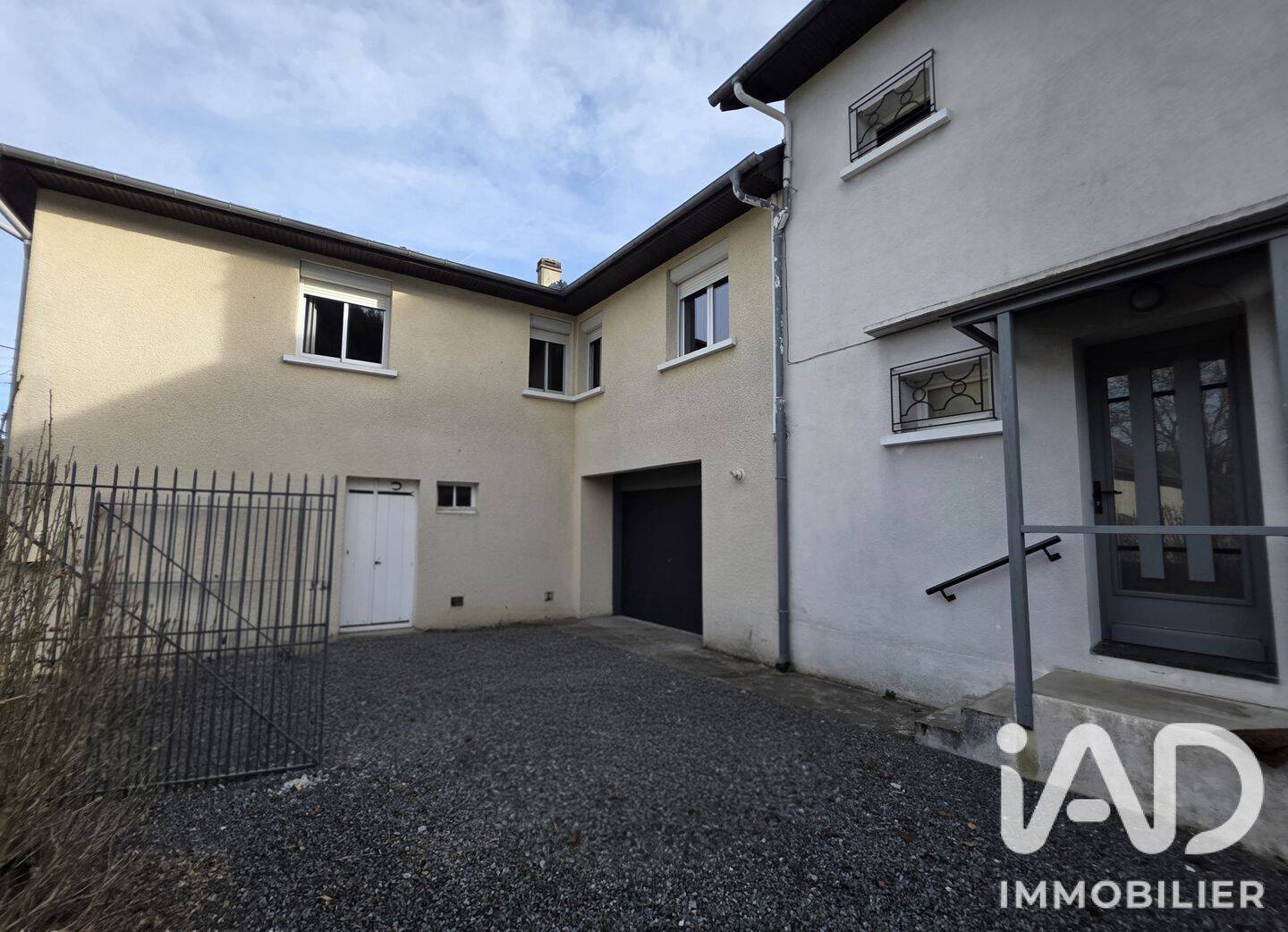 Maison 4 pièces 212 m² · à Pouzac · 212 m² · 298 500 €