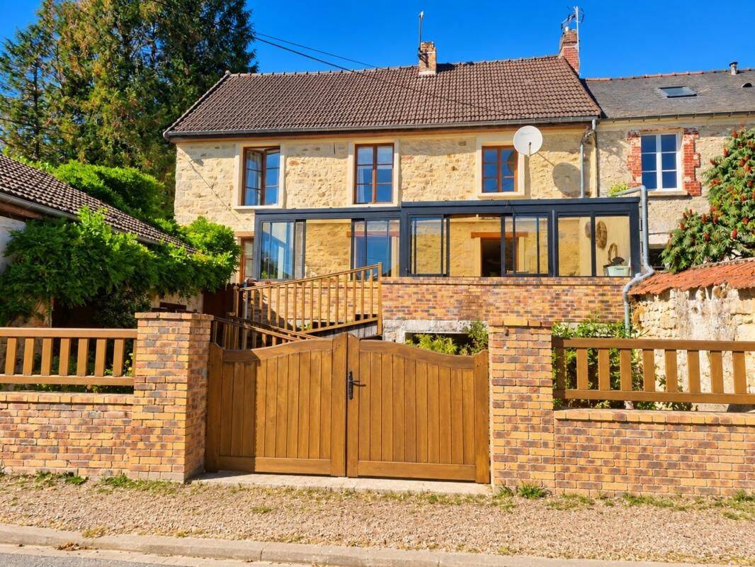 Maison 7 pièces 177 m² · à Noroy-sur-Ourcq · 177 m² · 219 000 €