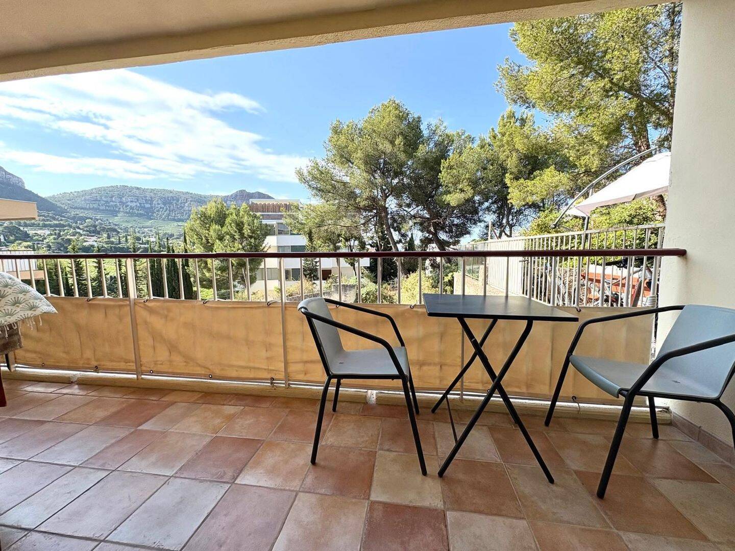 Appartement 2 pièces 46 m² · à Cassis · 46 m² · 1 250 €