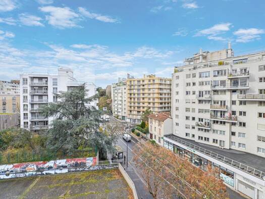 Appartement à louer 2 950 € 5 pièces 4 chambres 107 m² 5ème étage Bièvres Sud Tolbiac Paris 13ème arrondissement 75013