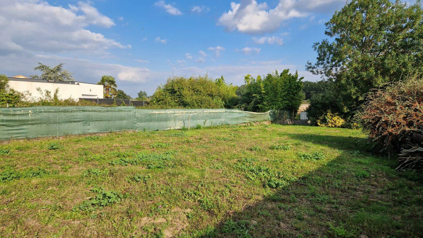Terrain de 352 m² à Saint-Julien-de-Concelles - photo 2