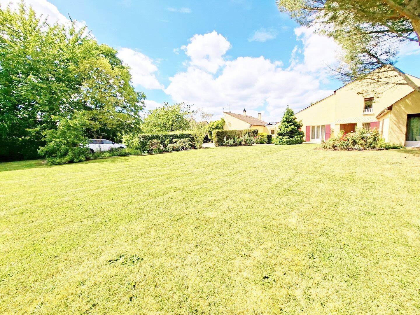 Maison 7 pièces 191 m² · à Ennery · 191 m² · 695 000 €