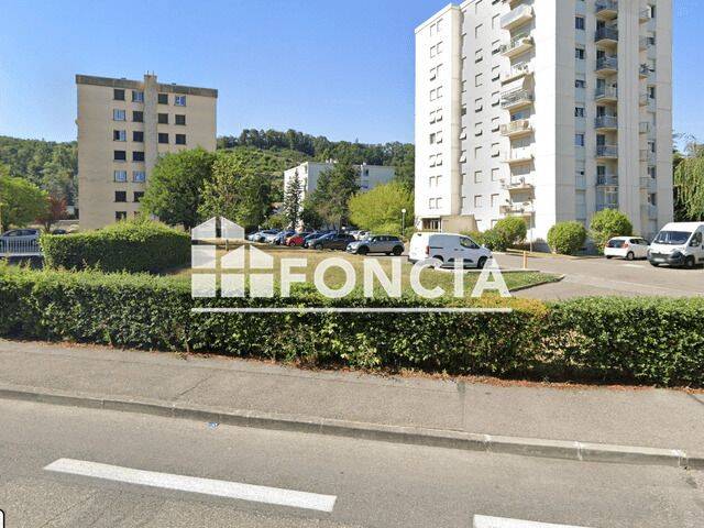 Appartement 1 pièce 28 m² · à Bourgoin-Jallieu · 28,1 m² · 537 €/mois