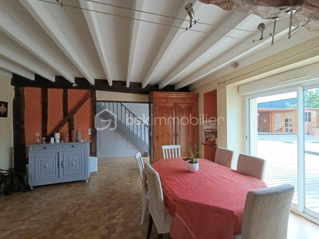 Maison 6 pièces 143 m² · à Saint-Gilles · 143 m² · 389 000 €