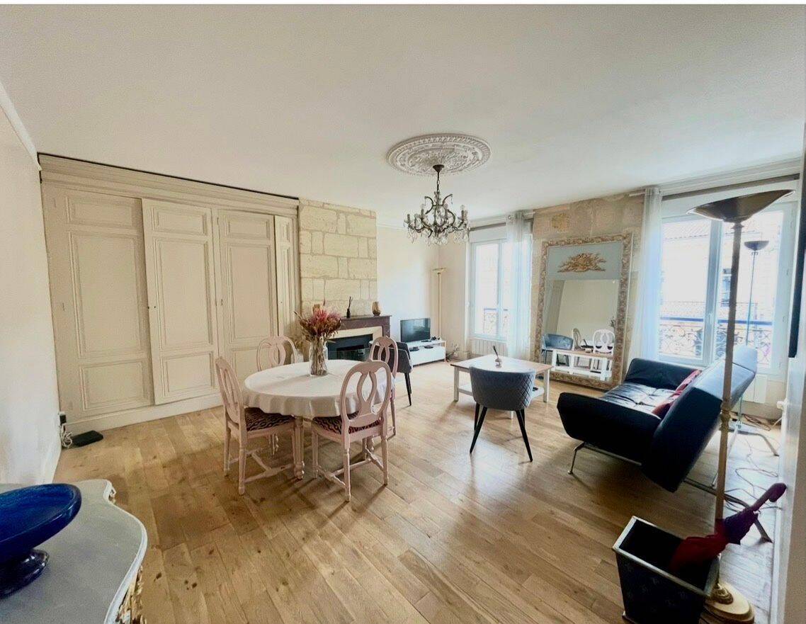Appartement 3 pièces 70 m² · à Bordeaux · 70 m² · 1 300 €/mois