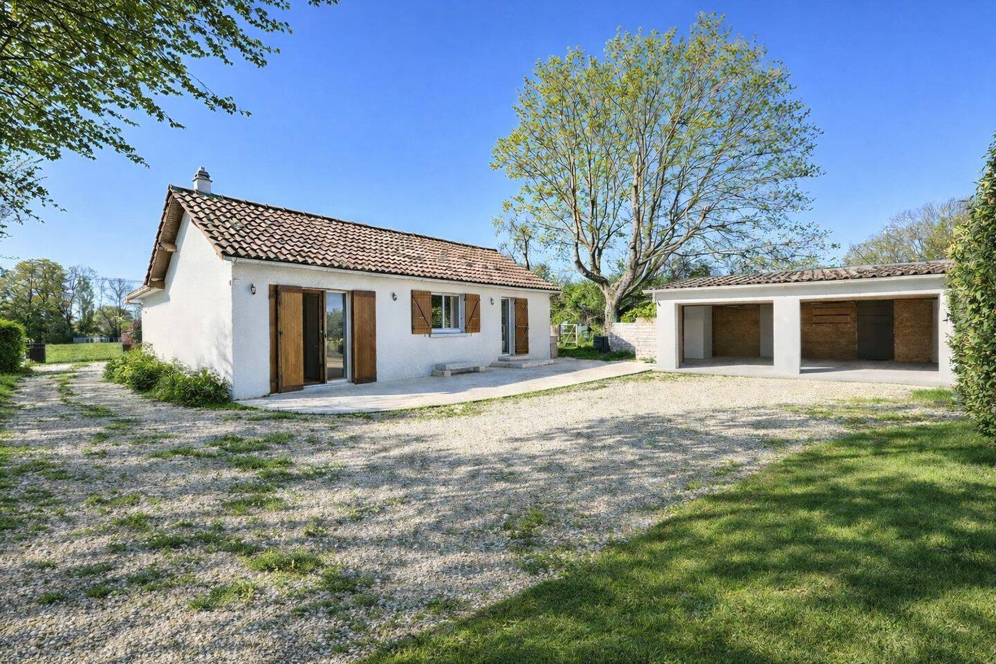 Maison 4 pièces 74 m² · à Le Favril · 74 m² · 123 000 €