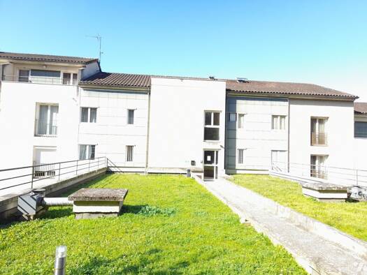 Appartement à vendre 74 200 € 1 pièce 23 m² Étage 4/4 Poitiers 86000