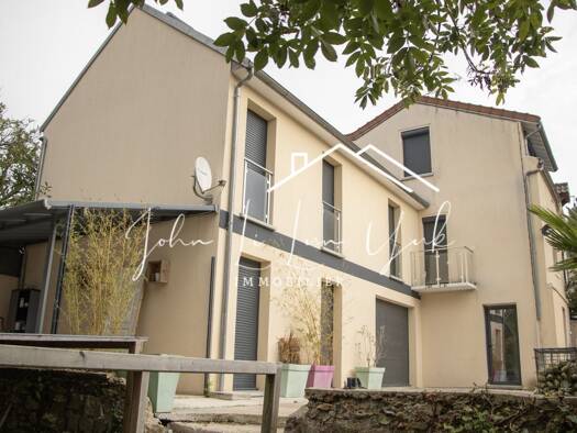 Maison à vendre 544 000 € 7 pièces 4 chambres 174 m² 553 m² de terrain Béthemont-la-Forêt 95840