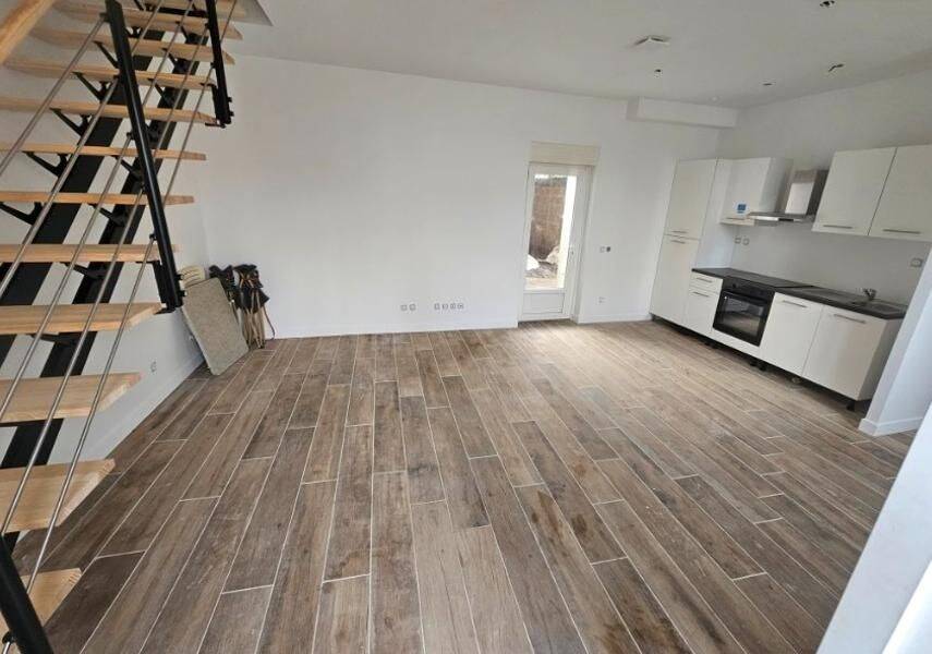 Maison 2 pièces 50 m² · à Étauliers · 50 m² · 550 €