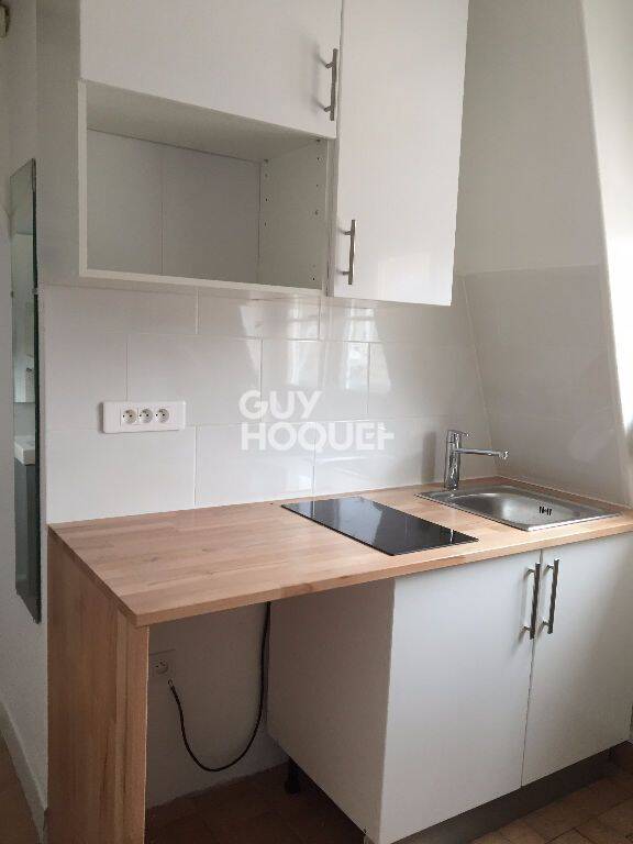 Appartement 1 pièce 10 m² · à Saint-Cloud · 10 m² · 540 €/mois