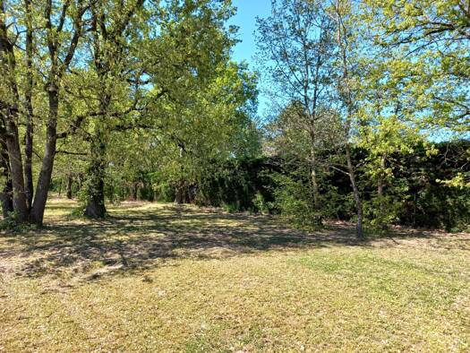 Terrain constructible à vendre 66 000 € 2 774 m² de terrain Campsas 82370