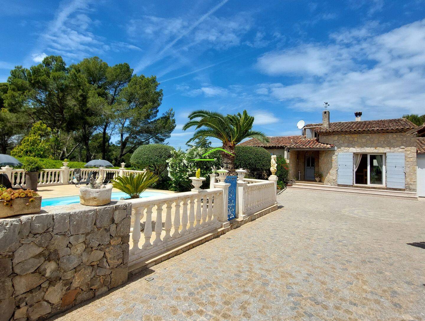 Maison 7 pièces 185 m² · à Peymeinade · 185 m² · 995 000 €