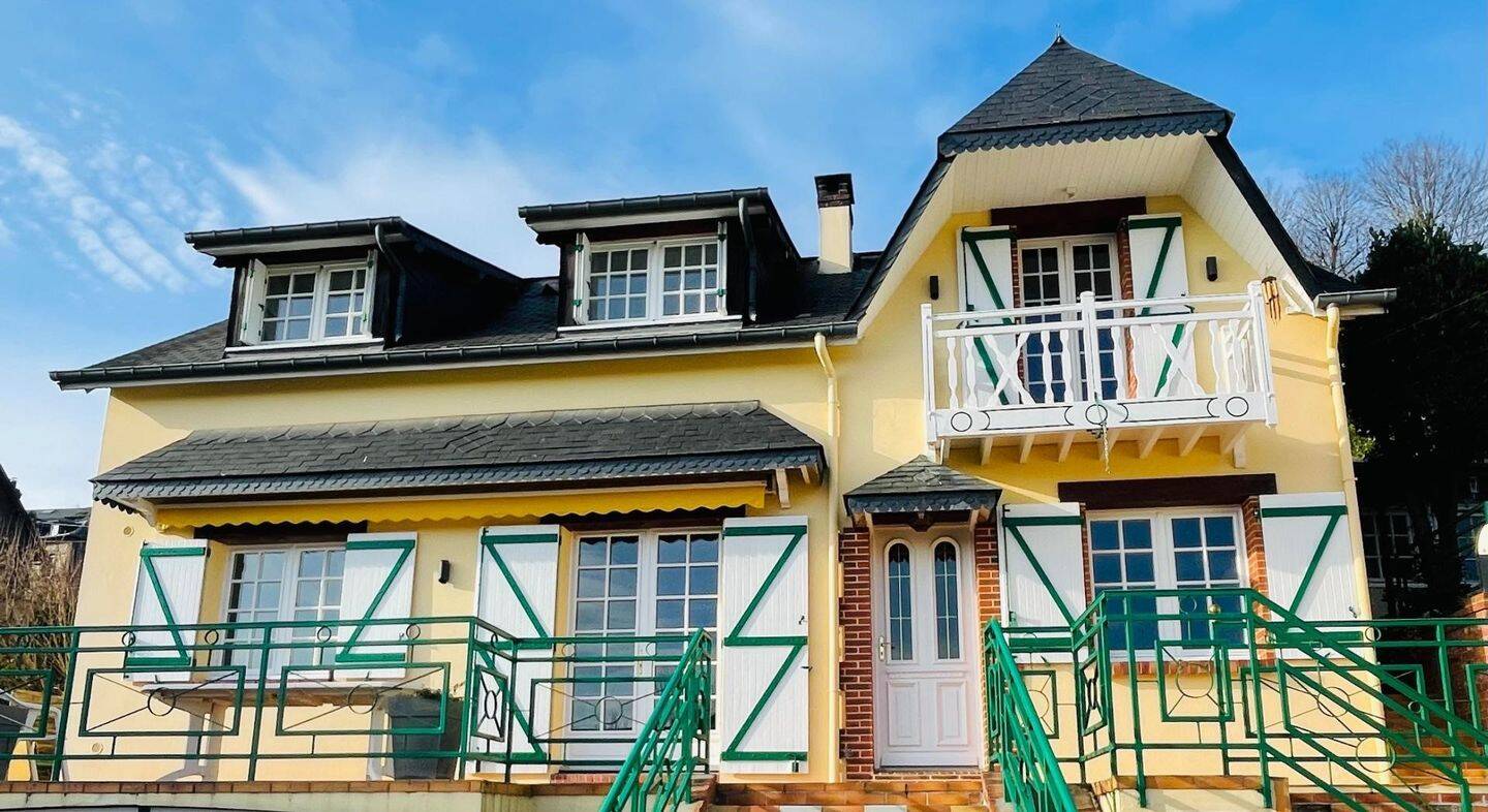 Maison 9 pièces 230 m² · à Rouen · 230 m² · 735 000 €