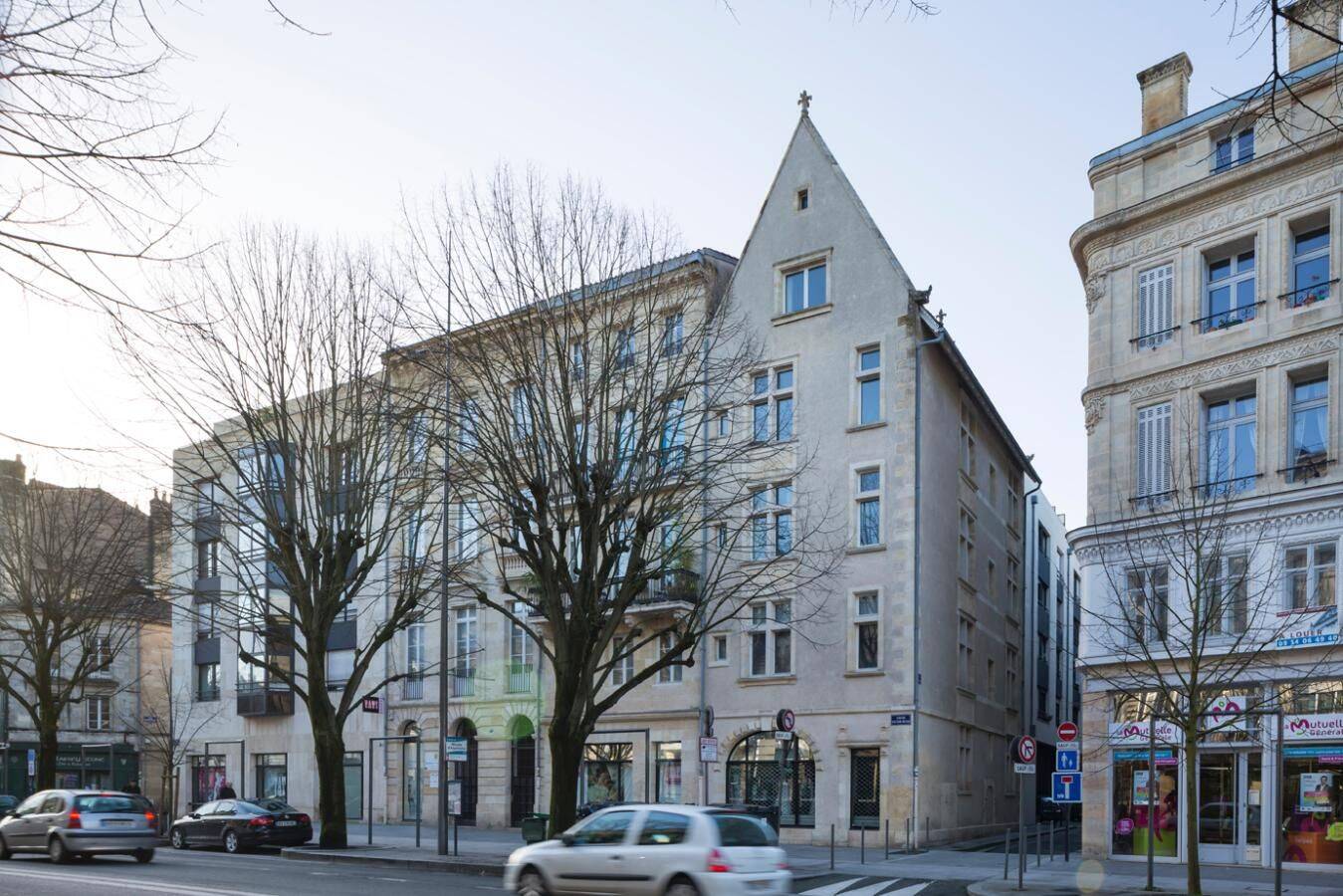 Appartement 3 pièces 75 m² · à Bordeaux · 75 m² · 1 147 €