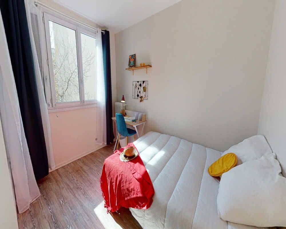 Appartement 5 pièces 100 m² · à Paris 13ème Arrondissement · 100 m² · 1 370 €/mois