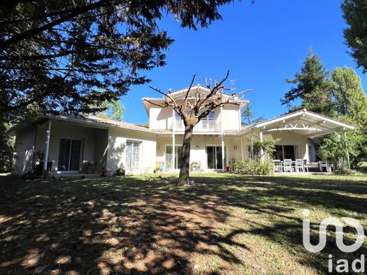 Maison à vendre 578 000 € 8 pièces 5 chambres 240 m² 3 574 m² de terrain Sainte-Eulalie 33560