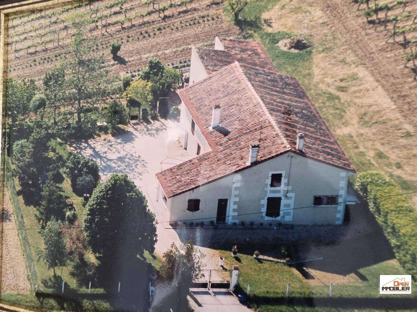 Maison 6 pièces 112 m² · à Hiersac · 112 m² · 117 000 €
