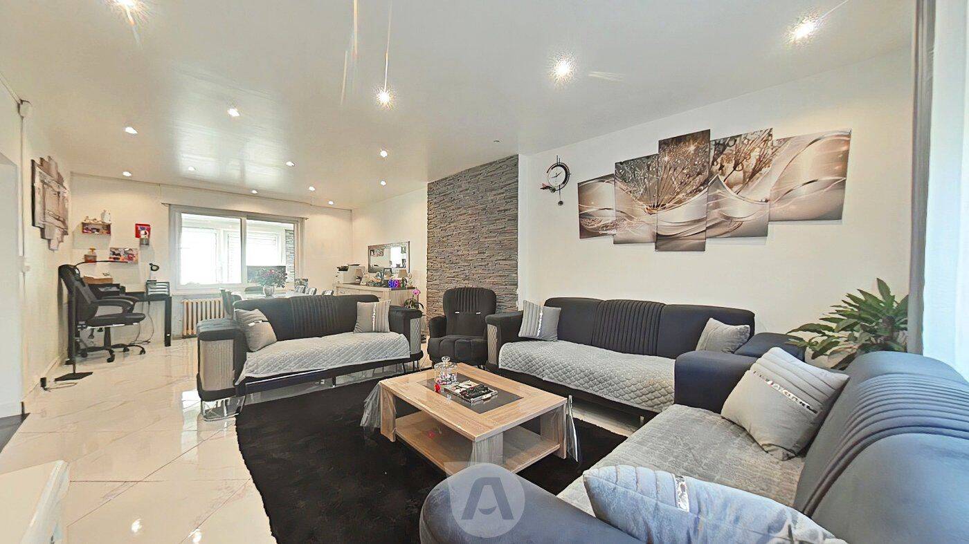 Maison 4 pièces 154 m² · à Cocheren · 154,2 m² · 193 000 €