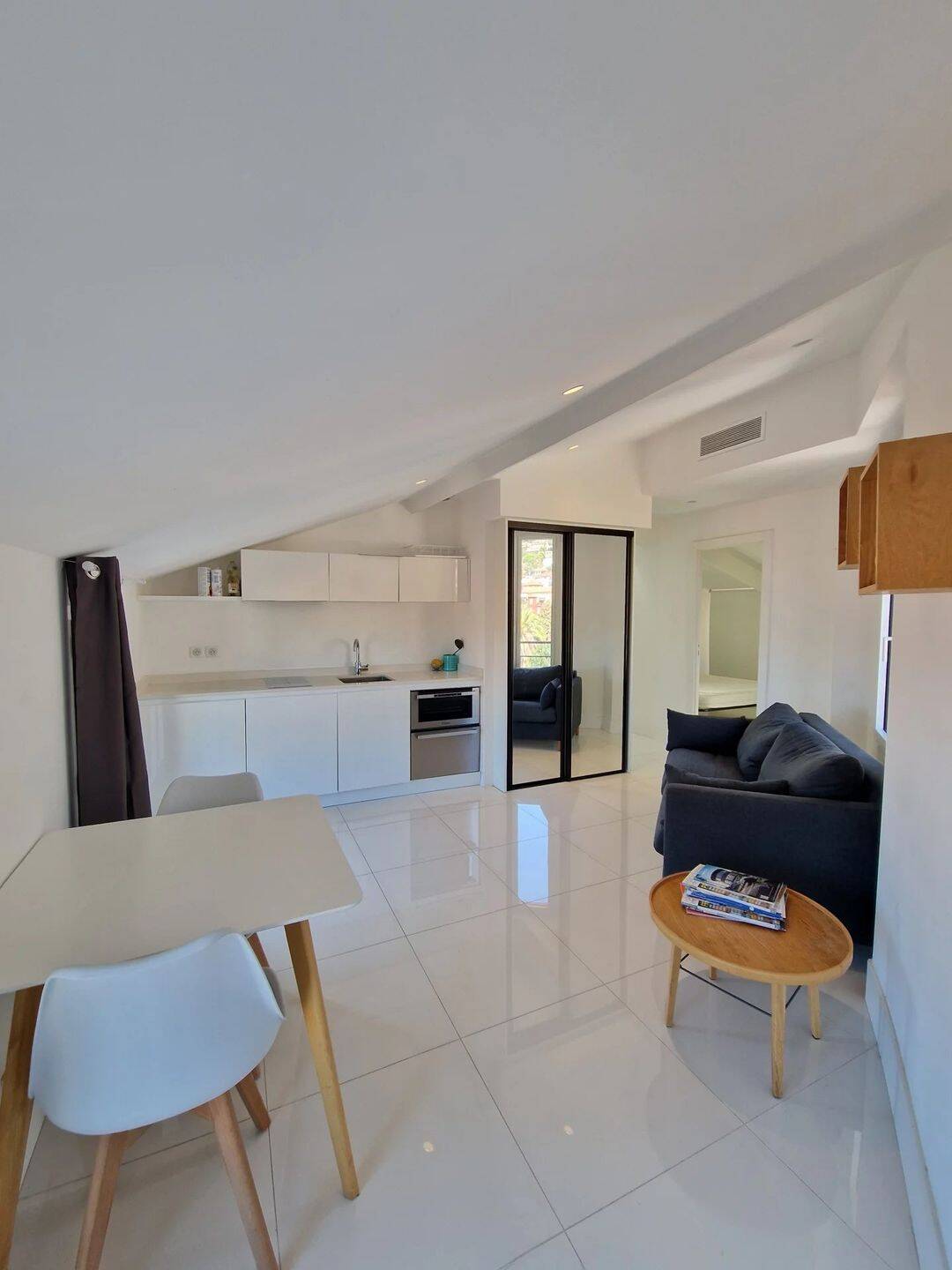 Appartement 2 pièces 28 m² · à Villefranche-sur-Mer · 28,2 m² · 1 090 €/mois