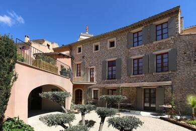 Hôtel particulier à vendre 990 000 € 10 pièces 7 chambres 400 m² 415 m² de terrain Buis-les-Baronnies 26170