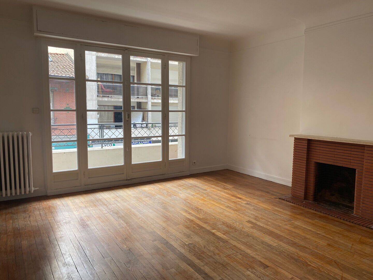 Appartement 3 pièces 73 m² · à Paris 18ème Arrondissement · 73 m² · 1 944 €/mois