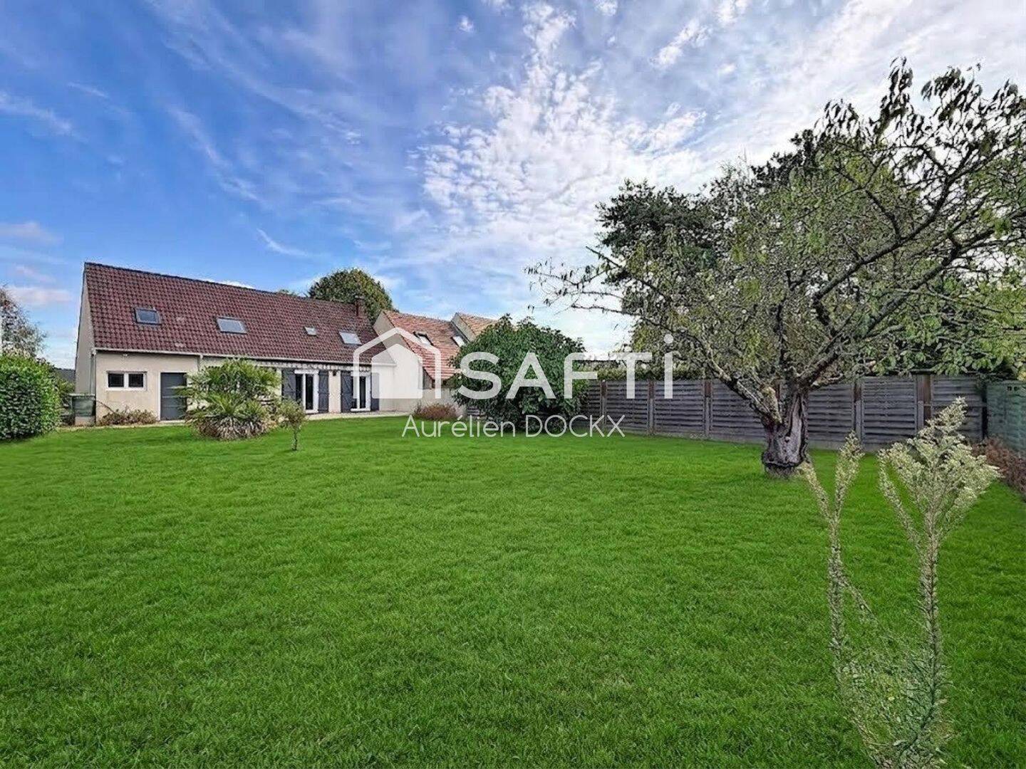Maison 5 pièces 114 m² · à Le Pin · 114 m² · 387 000 €