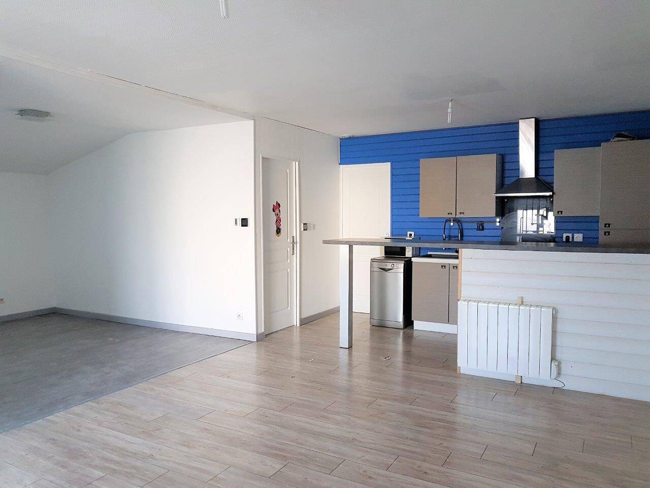 Appartement 3 pièces 82 m² · à Romilly-sur-Seine · 82,2 m² · 76 000 €